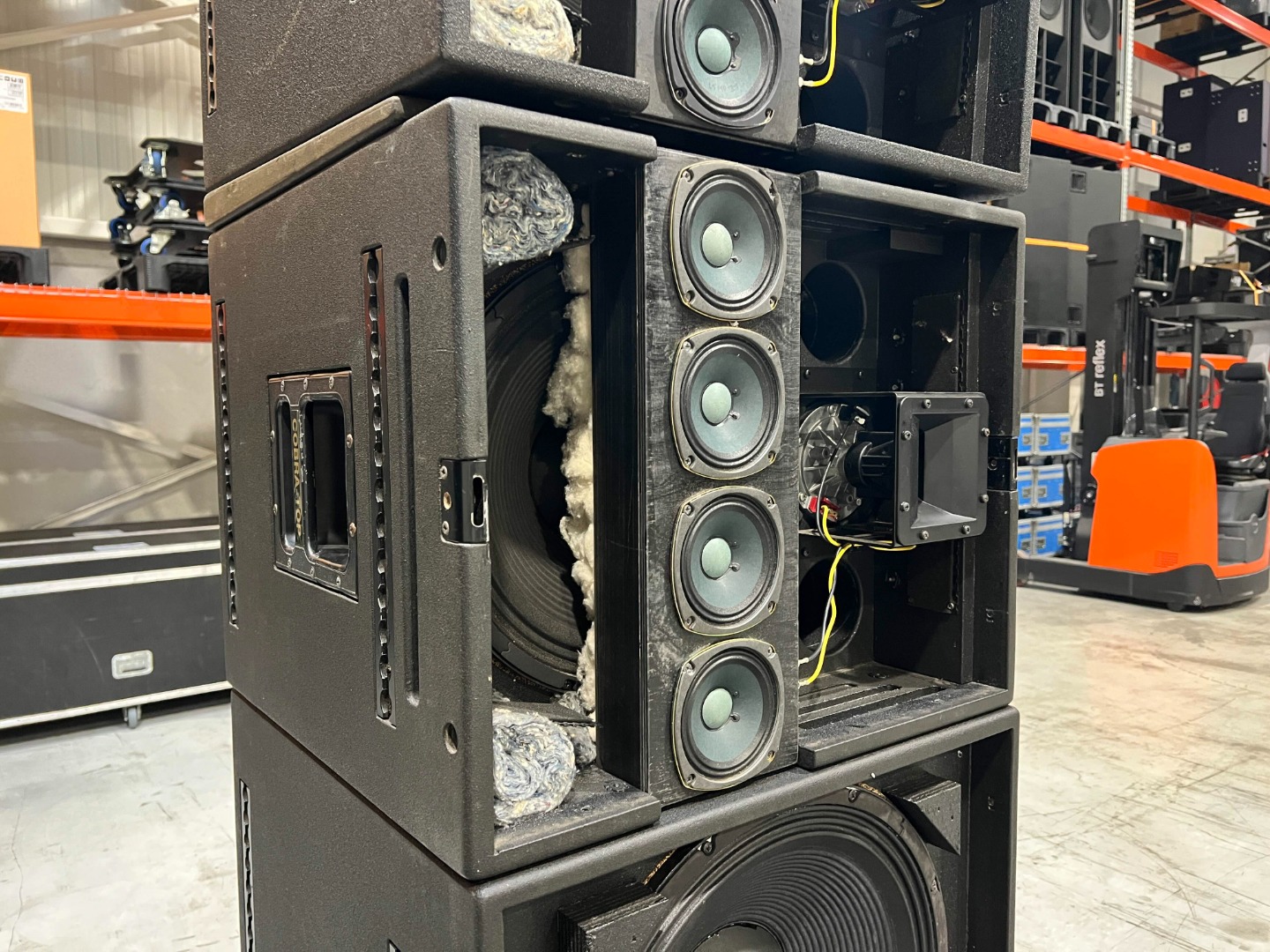 Dynacord: 4x COBRA-TOP 4x COBRA-SUB 2x L2400 1x DSP600 | 8599 EUR